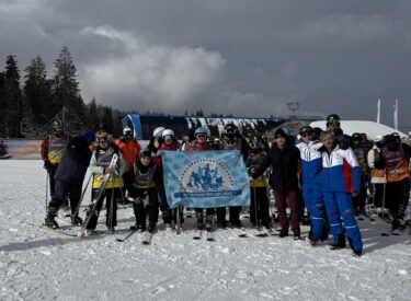 IMG-42290373c24f2f4015edaafdda7601e8-V